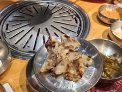 -老炉家木炭烤肉(长江国际店)