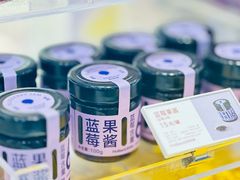 -好利来(新华百货店)