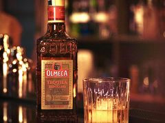 -Mx.cocktail bar