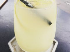 -UNI UNI(环亚凯瑟琳店)