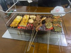 -老广烧烤(骆驼山康馨园店)