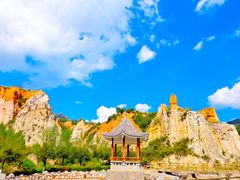 -彩色沙林风景区