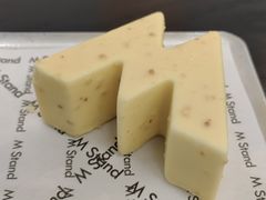 -M Stand(西安大悦城店)