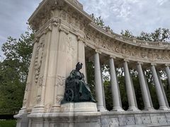 -阿方索十二世纪念碑