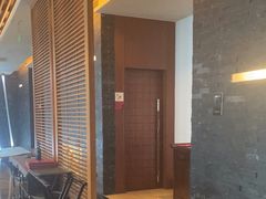 -粤尚腾香居中餐厅(首都机场希尔顿店)