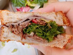 超级牛肉帕尼尼-O'mills Sourdough Bakery&Bistro(永嘉路店)