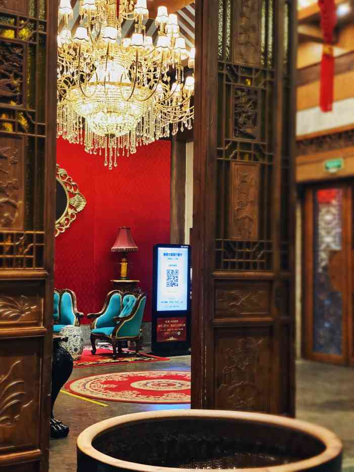 梦都会-"董克平餐桌圣诞场x南京梦都会,从接车就热."-大众点评移动版