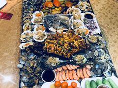 -日进一片海.生腌海鲜火锅.宵夜烧烤(三里屯总店)