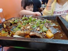 -小雷家烤鱼家常菜
