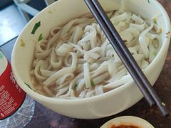 -潮镇老尾牛杂(环城西路店)