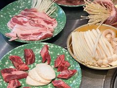 -欧巴炭烤肉오빠숯불구이(南京东路店)