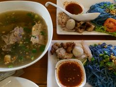 -蝶豆花蓝面条