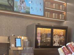 -霸王茶姬(云杉奥莱店)