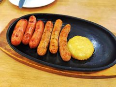 特色烤肠拼盘-萨莉亚意式餐厅(苏州食百家店)