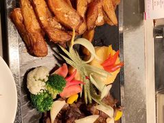 -飨食汇全日制餐厅·昆山皇冠假日酒店(九方店)