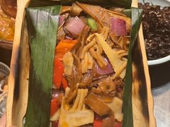 -雀舞云南菜(天津天河城购物中心店)