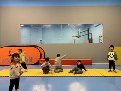 -逸动少儿体能·运动培训(申花校区)