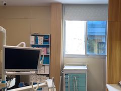 -上海仁爱医院口腔科 · 种植