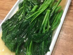 芥兰-裕记烧腊连锁餐饮(国商分店)
