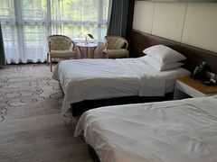 -上海怡沁园度假酒店