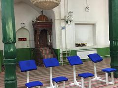 -艾提尕尔清真寺