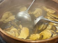 -阿山卓·野生菌火锅·纳西火塘烤肉