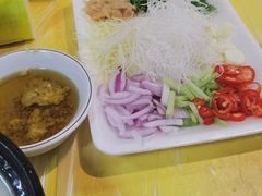 -官塘陈记鱼生·潮汕砂锅粥·牛肉火锅(潮枫路总店)