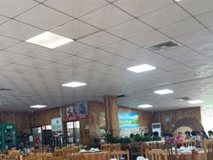 大堂-幽优农庄·森波拉特色本地农家菜