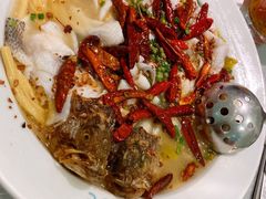 头牌酸菜鲈鱼（中份）-姚姚酸菜鱼·金戈戈香港豉油鸡(喜荟城联名店)