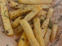 -Mark&Mars Restaurant