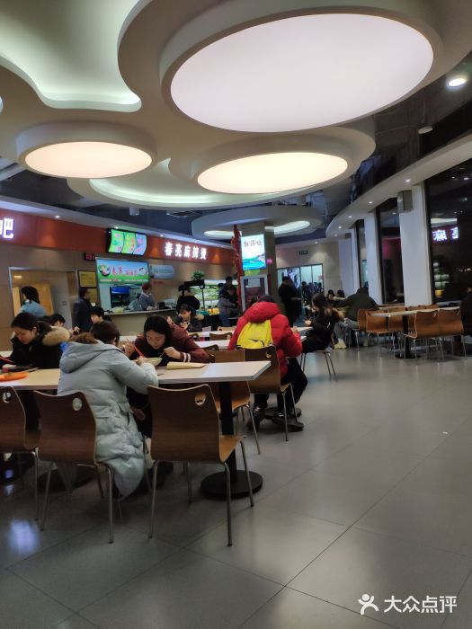 北京交通大学学活食堂图片