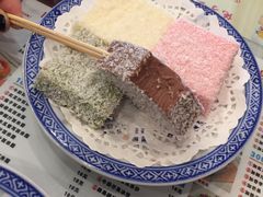 三色牛奶方砖-广信牛奶甜品世家(台东店)