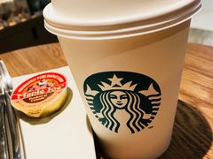 热拿铁-星巴克臻选(广州高德置地秋广场店)