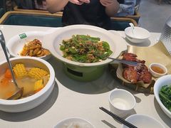 -绿草地·湘菜(7mall店)