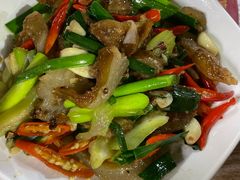 爆炒牛筋-弓虽昌焖烧鸡(大竹林店)