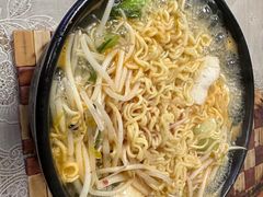 -砂锅米线