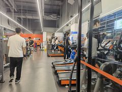 -乐刻运动健身(百安居洛克公园店)