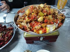 牛蛙爱上虾-小民大排档(光谷店)