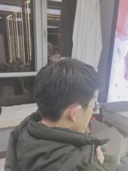 -藤野造型烫发染发