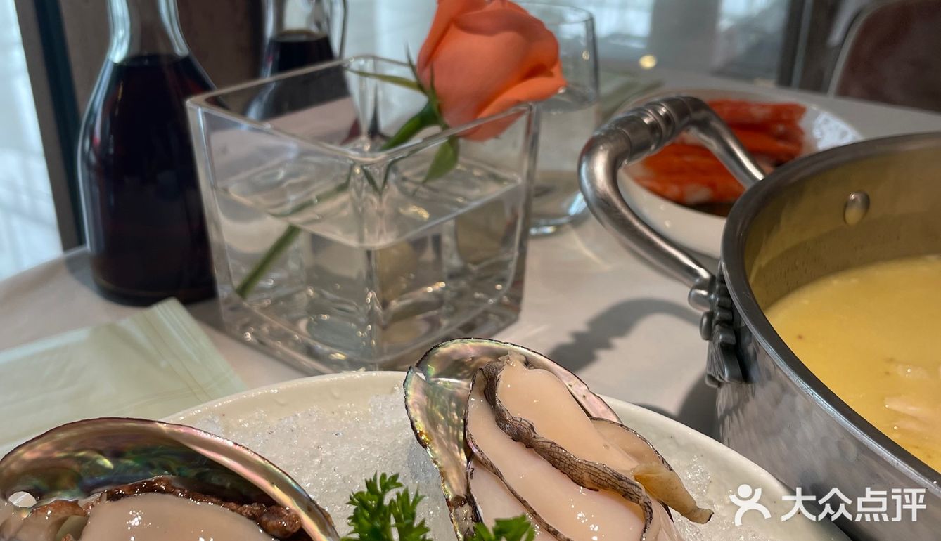 夏日🌞养生火锅记 | 滋补花胶鸡涮海鲜🙆🏻‍♀️朋克养生ing