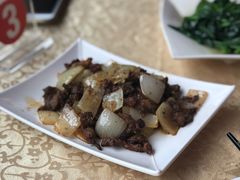 -维吾尔餐厅(宜山路店)