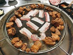 -彝人部落火盆烧烤(原内环足球场店)