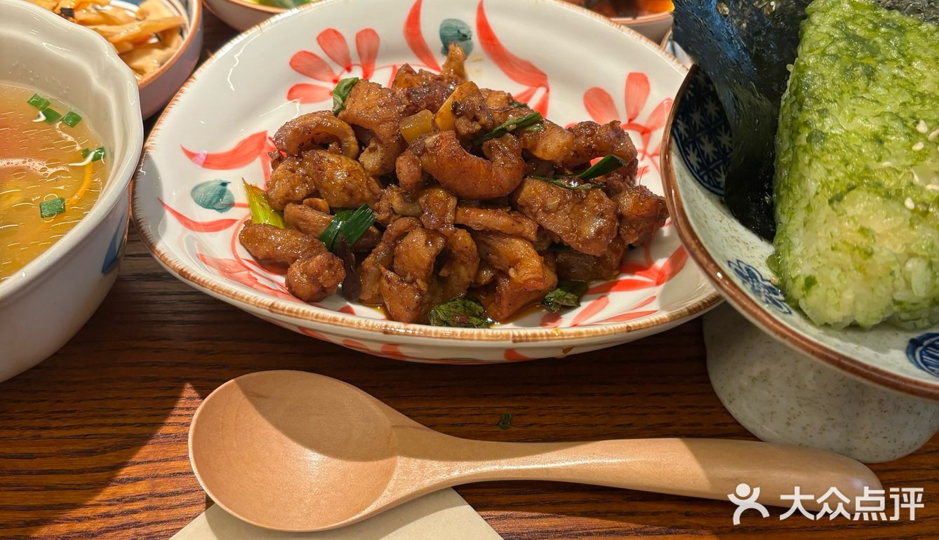 玉林！！！超乖一人食！i人友好！
