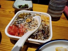 -野山舂·贵州现舂酸汤火锅(鸿通城店)