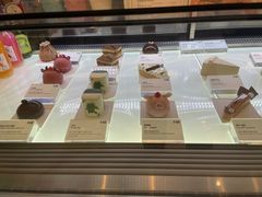 -Fridi Patisserie Cafe