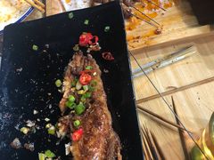 -小两口锦州烧烤·脆皮油边(依云北郡店)
