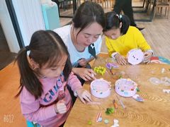 -布鲁豪斯亲子欢乐家庭餐厅