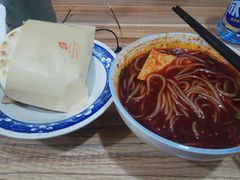 -老字号杨坡红油米线腊汁肉夹馍(东四道巷店)
