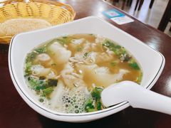 酸汤馄饨-馄饨侯(广渠门店)