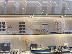 -世纪大明眼镜·蔡司战略授权店(汉街店)